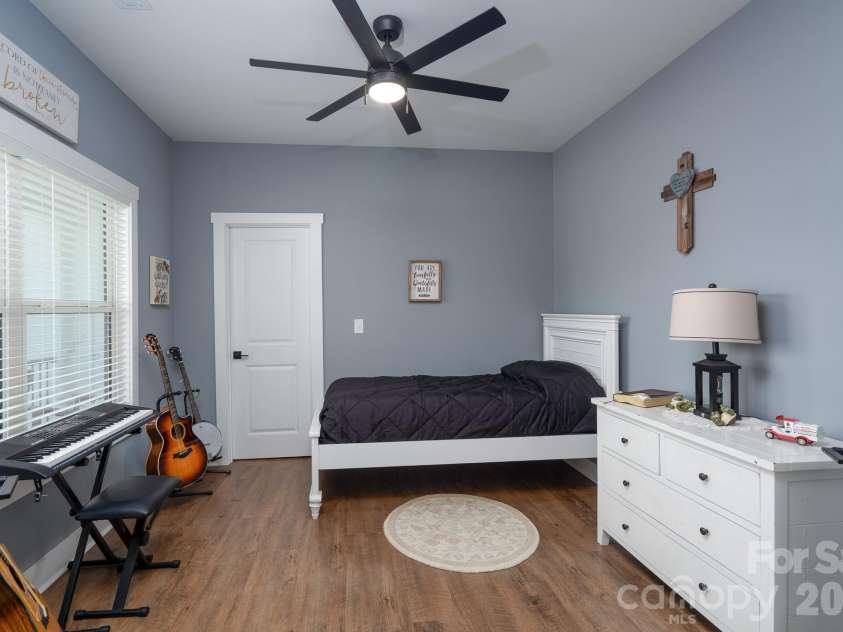 3012 Cedar Point Drive, Shelby, NC 28150.  MLS# CAR4417265, YatesRealty ID 46429. 