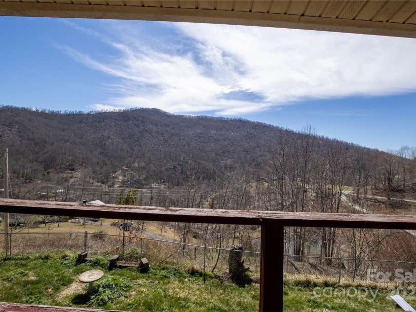 1306 Fork Mountain Road, Bakersville, NC 28705.  MLS# CAR4238711, YatesRealty ID 4643. 