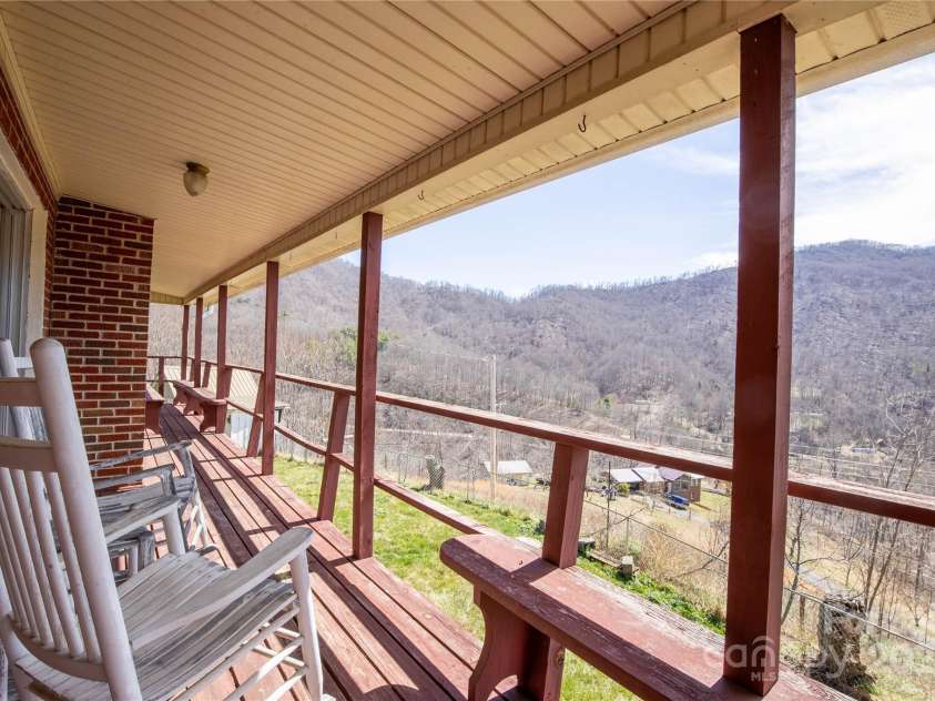 1306 Fork Mountain Road, Bakersville, NC 28705.  MLS# CAR4238711, YatesRealty ID 4643. 