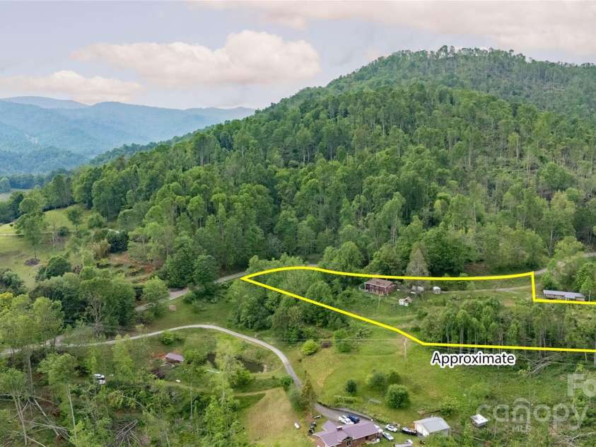 1306 Fork Mountain Road, Bakersville, NC 28705.  MLS# CAR4238711, YatesRealty ID 4643. 