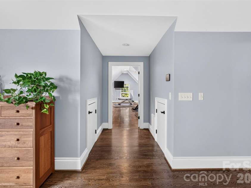 851 Sunlight Ridge Drive, Hendersonville, NC 28792.  MLS# CAR4416589, YatesRealty ID 46430. 