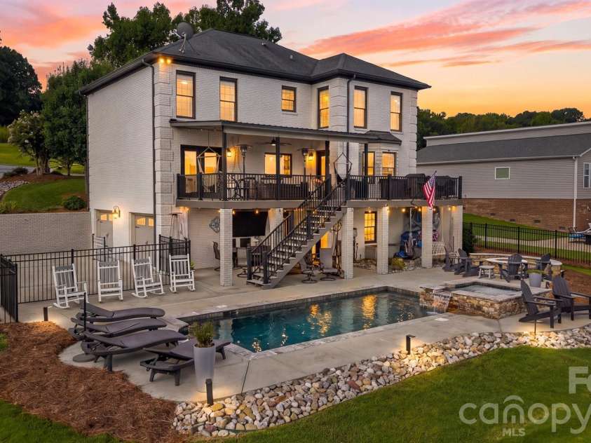 2682 Canvasback Lane, Catawba, NC 28609.  MLS# CAR4417357, YatesRealty ID 46431. 
