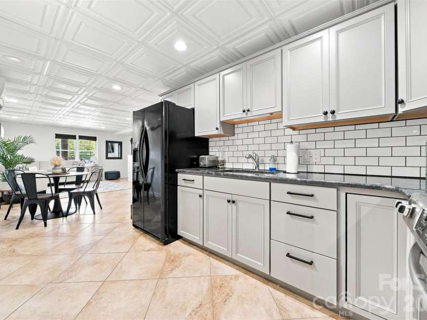 2682 Canvasback Lane, Catawba, NC 28609.  MLS# CAR4417357, YatesRealty ID 46431. 