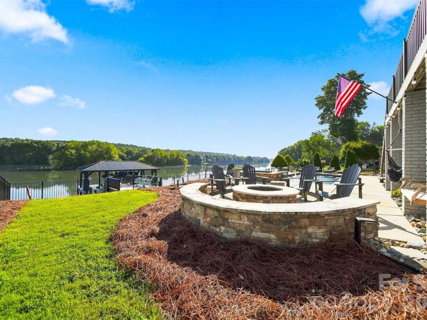 2682 Canvasback Lane, Catawba, NC 28609.  MLS# CAR4417357, YatesRealty ID 46431. 