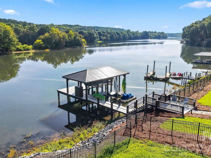 2682 Canvasback Lane, Catawba, NC 28609.  MLS# CAR4417357, YatesRealty ID 46431. 