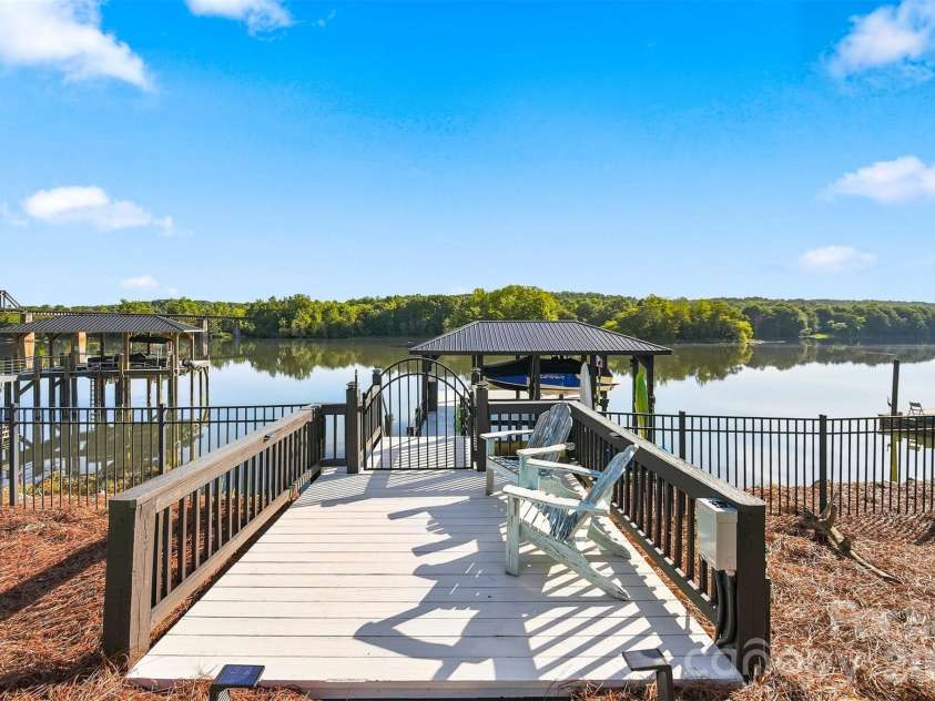 2682 Canvasback Lane, Catawba, NC 28609.  MLS# CAR4417357, YatesRealty ID 46431. 