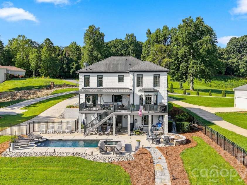 2682 Canvasback Lane, Catawba, NC 28609.  MLS# CAR4417357, YatesRealty ID 46431. 