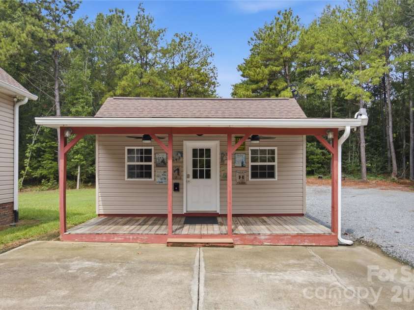 4006 Old Pageland Marshville Road, Wingate, NC 28174.  MLS# CAR4416227, YatesRealty ID 46432. Imagine having a true work-from-home space that doesn’t take over your home. This separate HVAC-controlled office gives you a quiet, professional place to focus, meet, create, or manage the day, complete wi
