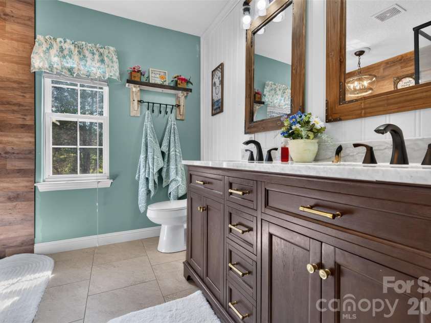 119 Milroy Lane, Mooresville, NC 28115.  MLS# CAR4416417, YatesRealty ID 46433. 