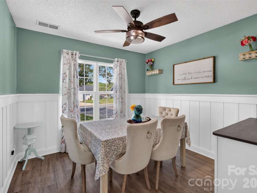 119 Milroy Lane, Mooresville, NC 28115.  MLS# CAR4416417, YatesRealty ID 46433. 