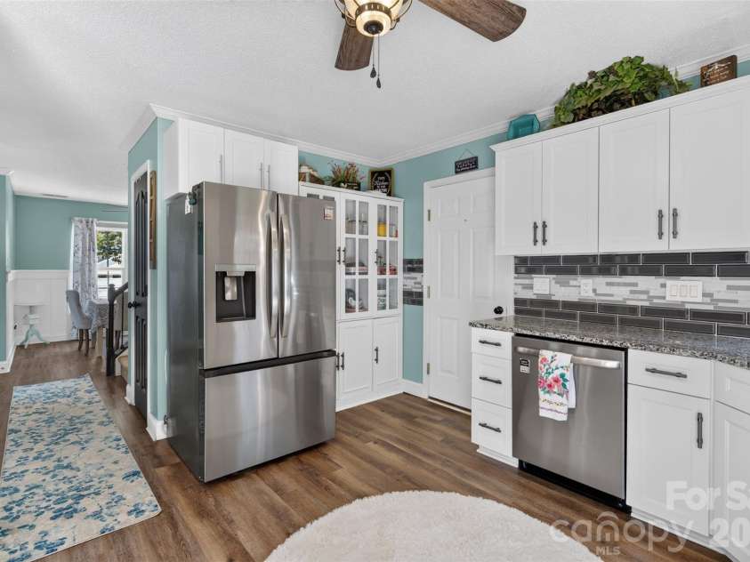 119 Milroy Lane, Mooresville, NC 28115.  MLS# CAR4416417, YatesRealty ID 46433. 
