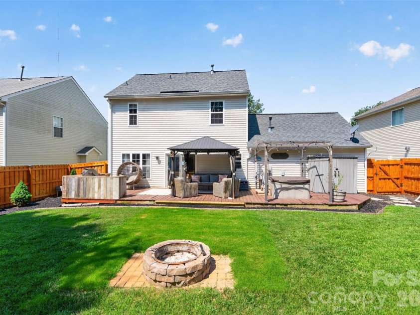 119 Milroy Lane, Mooresville, NC 28115.  MLS# CAR4416417, YatesRealty ID 46433. 