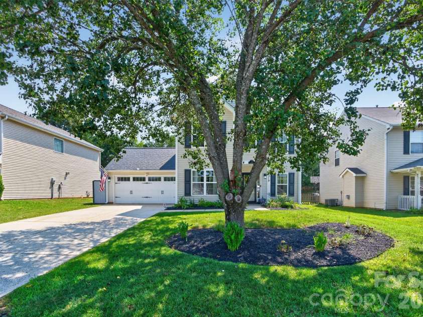 119 Milroy Lane, Mooresville, NC 28115.  MLS# CAR4416417, YatesRealty ID 46433. 