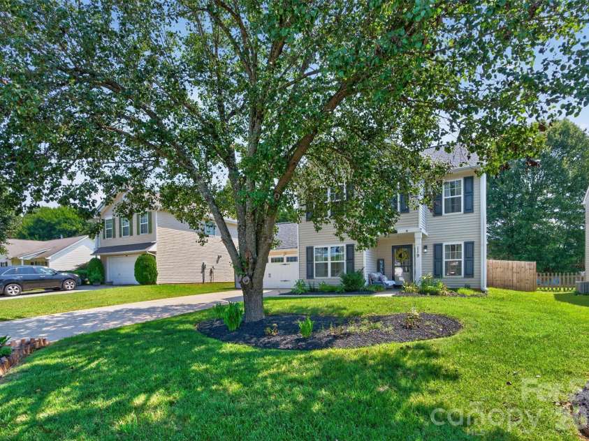 119 Milroy Lane, Mooresville, NC 28115.  MLS# CAR4416417, YatesRealty ID 46433. 