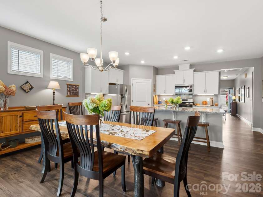 78 Fox Cove Road, Hendersonville, NC 28792.  MLS# CAR4415476, YatesRealty ID 46435. Dining Area