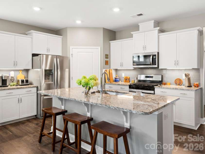 78 Fox Cove Road, Hendersonville, NC 28792.  MLS# CAR4415476, YatesRealty ID 46435. Kitchen