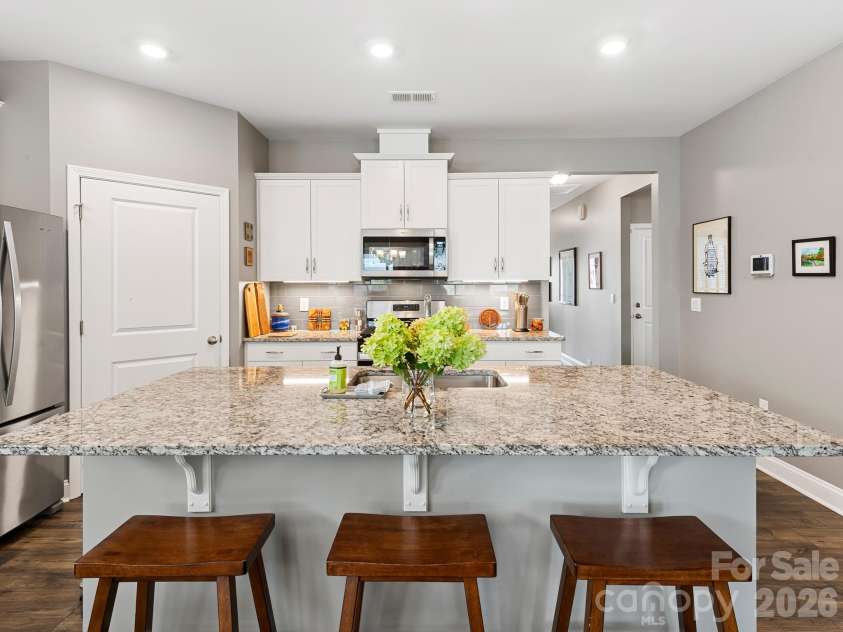 78 Fox Cove Road, Hendersonville, NC 28792.  MLS# CAR4415476, YatesRealty ID 46435. Kitchen