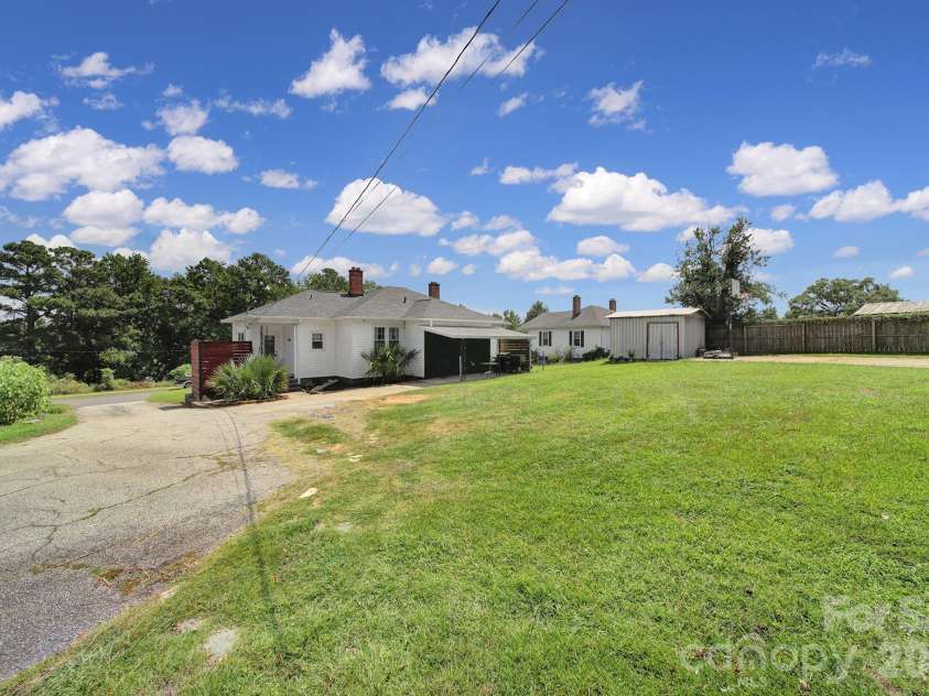 14 Argonne Avenue, Great Falls, SC 29055.  MLS# CAR4414661, YatesRealty ID 46436. 