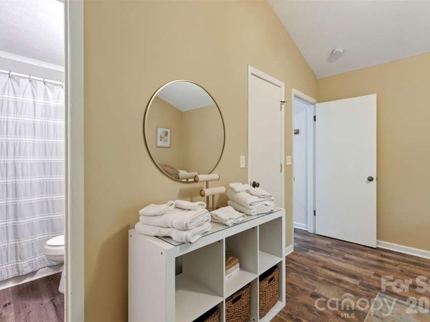 2 Bear Rock Loop Road, Hendersonville, NC 28739.  MLS# CAR4414139, YatesRealty ID 46438. 