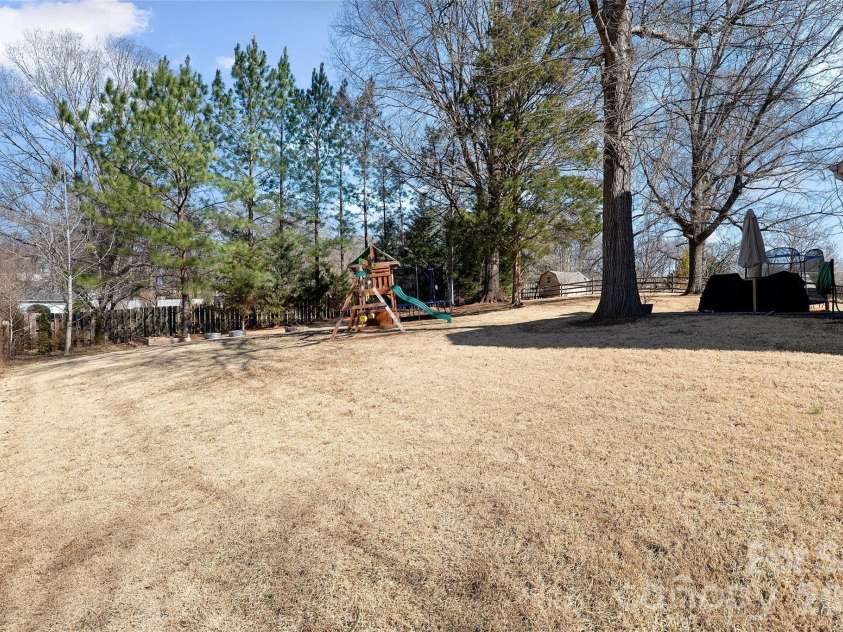 1272 Brecken Court, Kannapolis, NC 28081.  MLS# CAR4351961, YatesRealty ID 4644. 