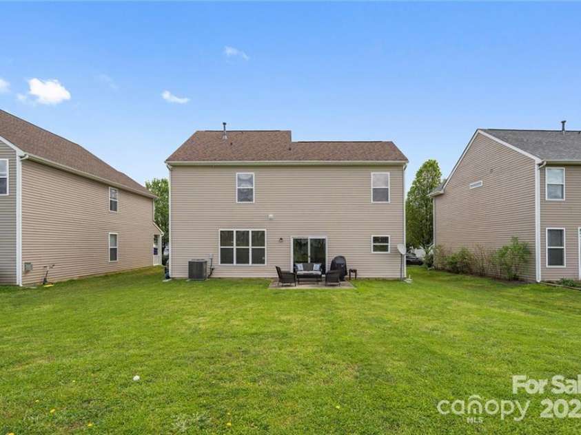 6107 Follow The Trail, Indian Trail, NC 28079.  MLS# CAR4211928, YatesRealty ID 4644. Huge Backyard
