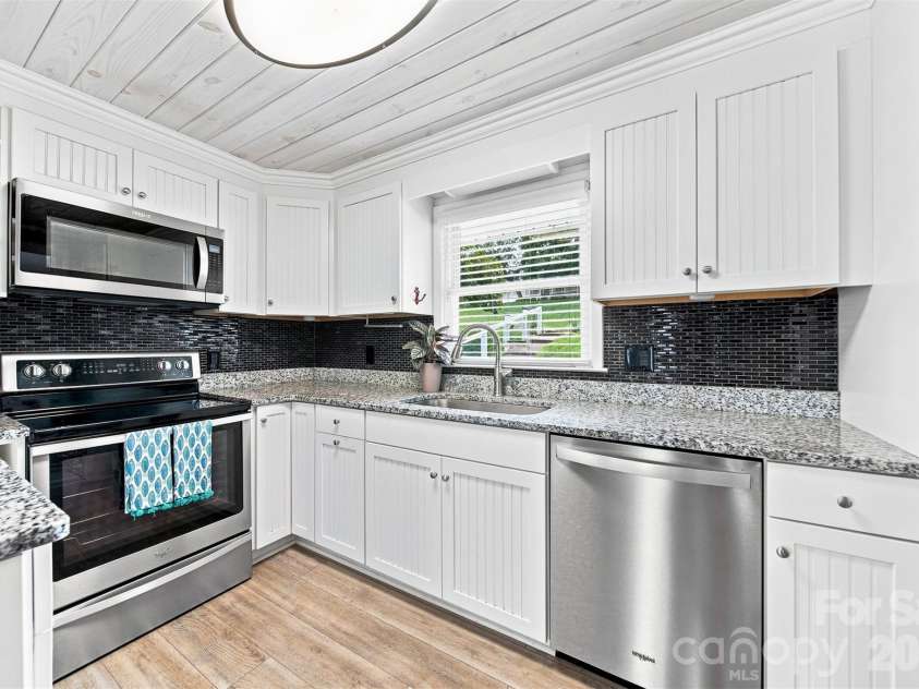 220 Lakeshore Lane, Taylorsville, NC 28681.  MLS# CAR4412796, YatesRealty ID 46440. 