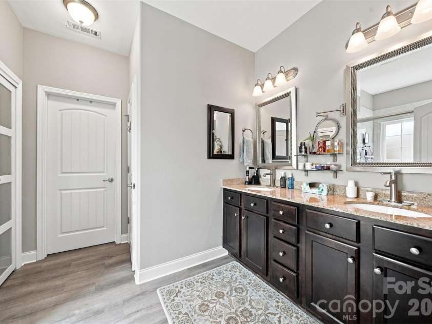 7244 Kenyon Drive, Denver, NC 28037.  MLS# CAR4414882, YatesRealty ID 46442. 