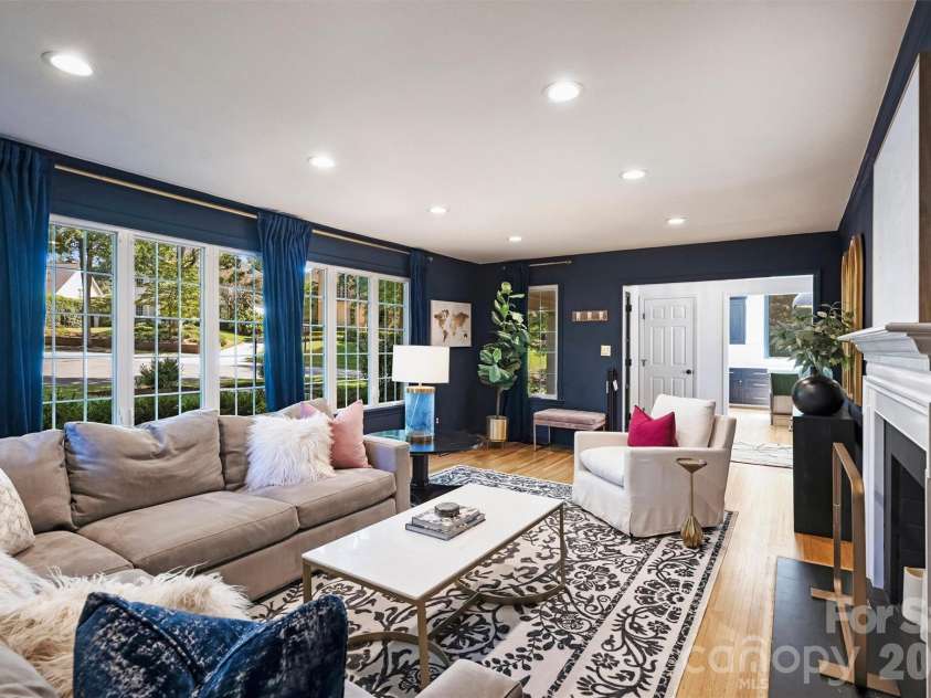 2644 Portland Avenue, Charlotte, NC 28207.  MLS# CAR4414749, YatesRealty ID 46443. 