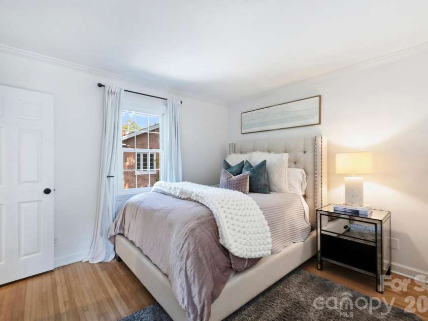 2644 Portland Avenue, Charlotte, NC 28207.  MLS# CAR4414749, YatesRealty ID 46443. 