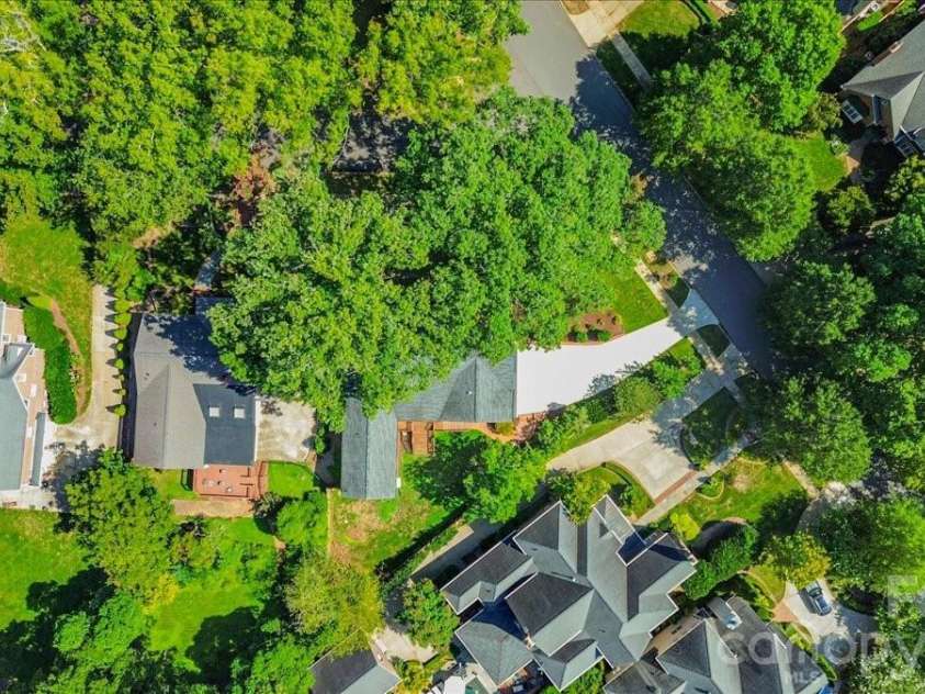 2644 Portland Avenue, Charlotte, NC 28207.  MLS# CAR4414749, YatesRealty ID 46443. 