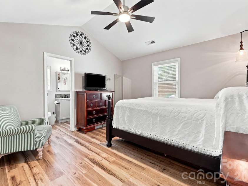 2604 Fence Post Lane, Monroe, NC 28110.  MLS# CAR4409926, YatesRealty ID 46446. 