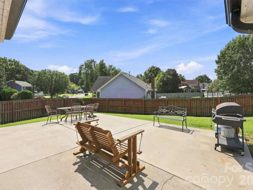 2604 Fence Post Lane, Monroe, NC 28110.  MLS# CAR4409926, YatesRealty ID 46446. 