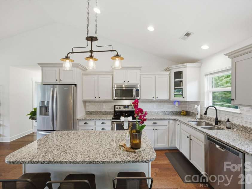 4084 Lydia Suzanne Place, Lincolnton, NC 28092.  MLS# CAR4413227, YatesRealty ID 46447. 