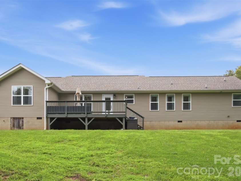 4084 Lydia Suzanne Place, Lincolnton, NC 28092.  MLS# CAR4413227, YatesRealty ID 46447. 