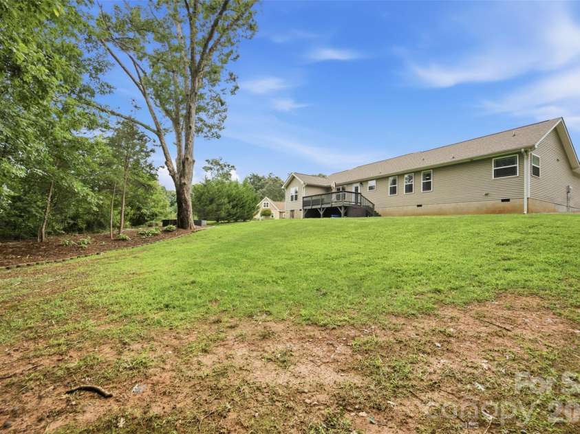 4084 Lydia Suzanne Place, Lincolnton, NC 28092.  MLS# CAR4413227, YatesRealty ID 46447. 