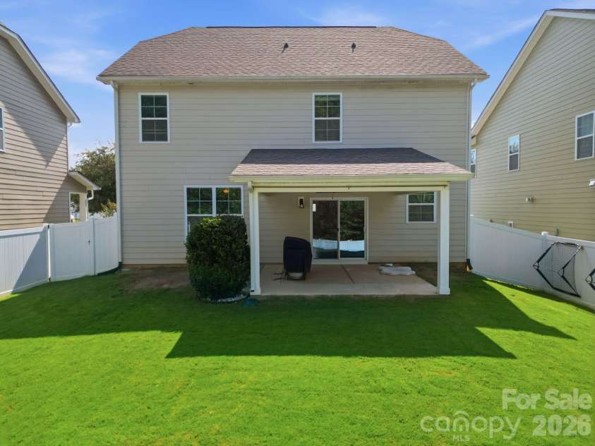3830 Lake Breeze Drive, Sherrills Ford, NC 28673.  MLS# CAR4406708, YatesRealty ID 46448. 