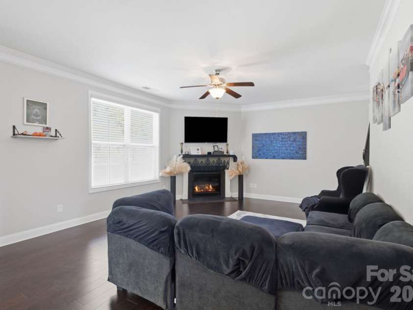 3830 Lake Breeze Drive, Sherrills Ford, NC 28673.  MLS# CAR4406708, YatesRealty ID 46448. 