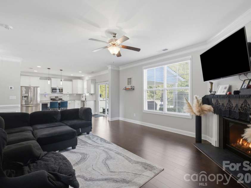 3830 Lake Breeze Drive, Sherrills Ford, NC 28673.  MLS# CAR4406708, YatesRealty ID 46448. 