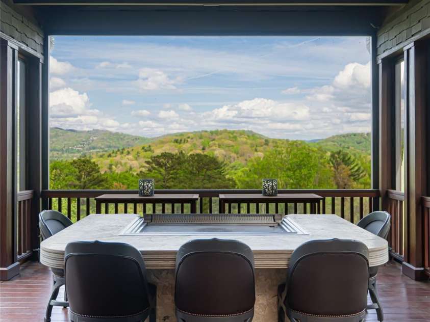 66 Deerhaven Lane, Asheville, NC 28803.  MLS# CAR4357942, YatesRealty ID 4645. 