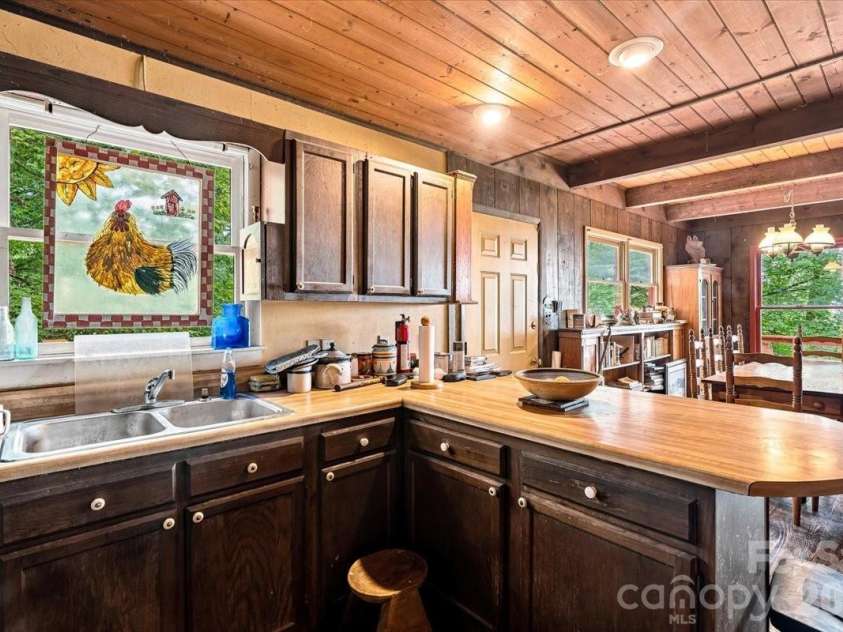 67 Birch Springs Lane, Mars Hill, NC 28754.  MLS# CAR4411164, YatesRealty ID 46454. 