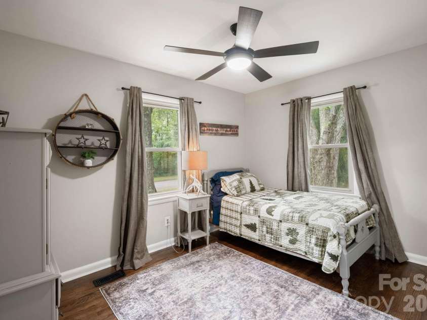 815 Katherine Avenue, Kings Mountain, NC 28086.  MLS# CAR4417510, YatesRealty ID 46456. 