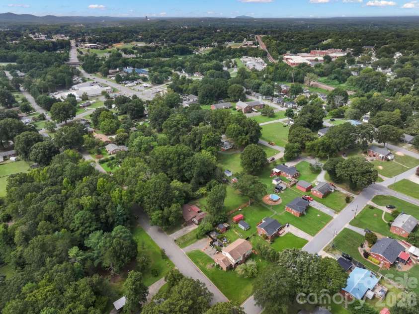 815 Katherine Avenue, Kings Mountain, NC 28086.  MLS# CAR4417510, YatesRealty ID 46456. 