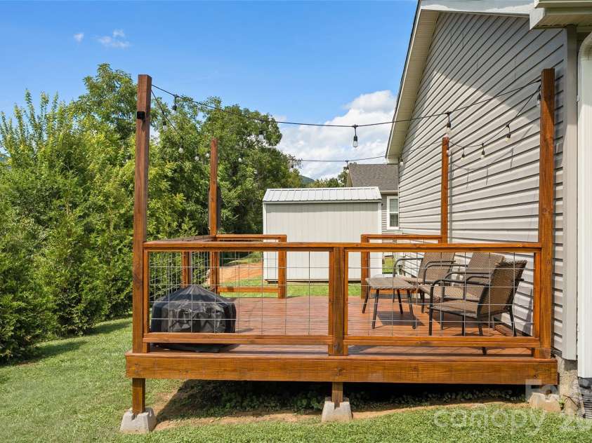 46 Janie Drive, Clyde, NC 28721.  MLS# CAR4417543, YatesRealty ID 46459. 