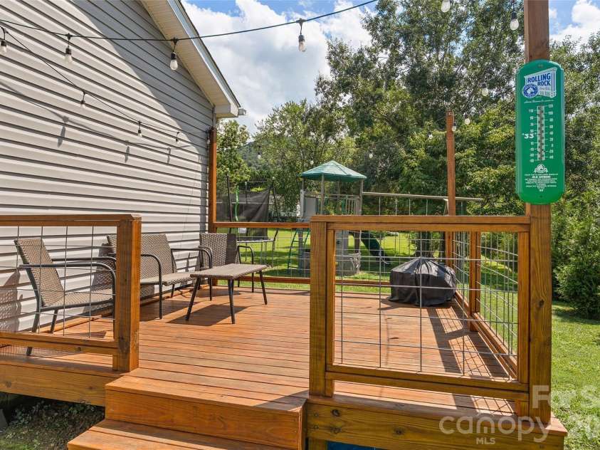 46 Janie Drive, Clyde, NC 28721.  MLS# CAR4417543, YatesRealty ID 46459. 