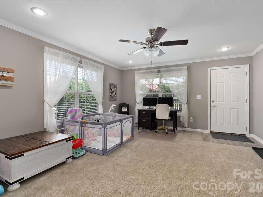 46 Janie Drive, Clyde, NC 28721.  MLS# CAR4417543, YatesRealty ID 46459. 