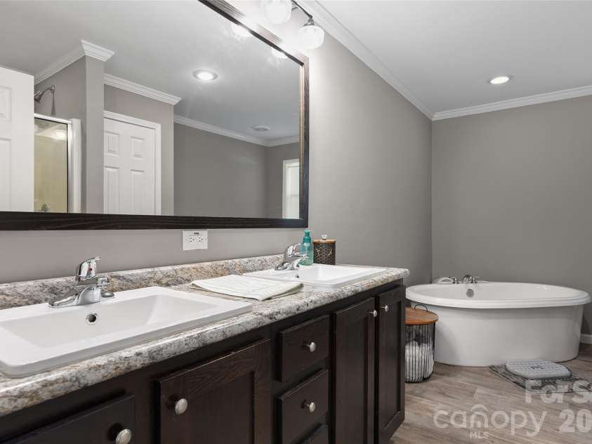 46 Janie Drive, Clyde, NC 28721.  MLS# CAR4417543, YatesRealty ID 46459. 