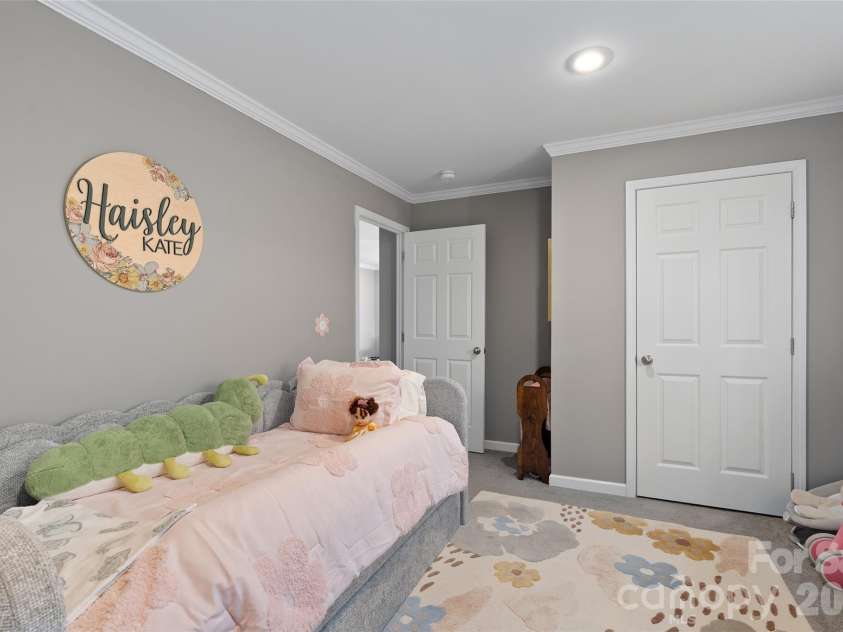 46 Janie Drive, Clyde, NC 28721.  MLS# CAR4417543, YatesRealty ID 46459. 