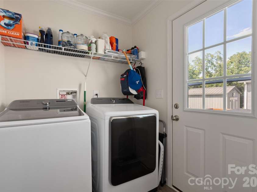 46 Janie Drive, Clyde, NC 28721.  MLS# CAR4417543, YatesRealty ID 46459. 