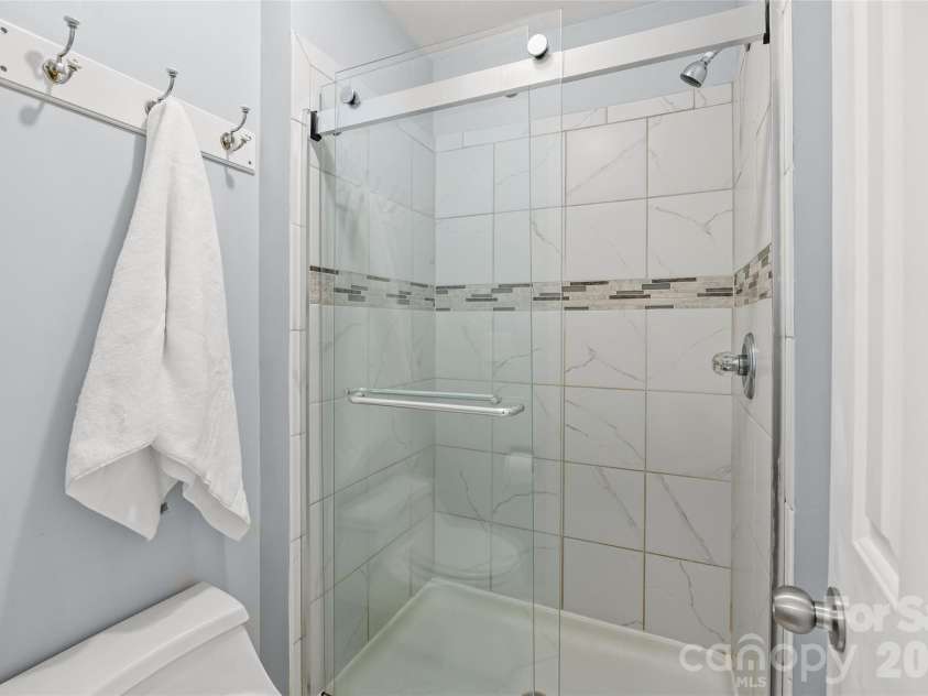 9619 Radner Lane, Charlotte, NC 28277.  MLS# CAR4344112, YatesRealty ID 4646. 