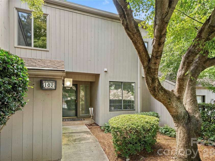 102 Ridgeport Road, Clover, SC 29710.  MLS# CAR4416607, YatesRealty ID 46460. 